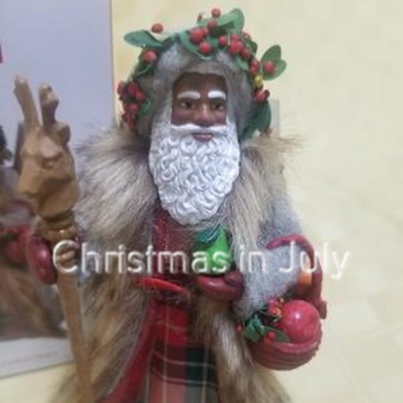 Hallmark 2022 Father Christmas Santa Claus AA Ornament - Picture 1 of 2